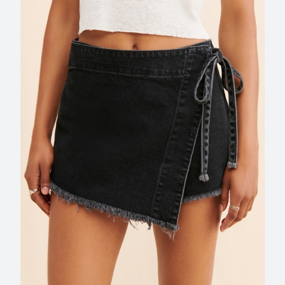🖤Rewash Black Denim Raw-Edge Hemline Classic Wrap Tie Skirt Skort🖤SZ 3